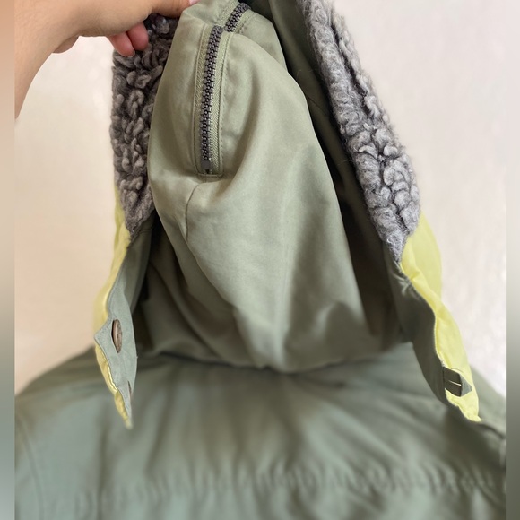 Vintage Y2k Green Roxy Puffer Jacket Detachable Hood. - Picture 5 of 10